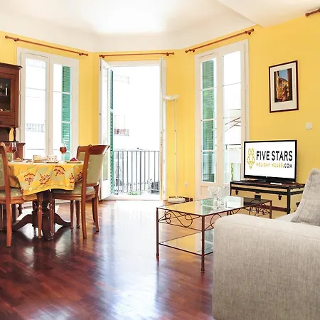 아파트 St Genevieve Five Stars House *
