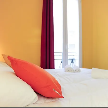 St Genevieve Five Stars House 니스
