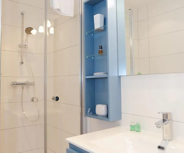St Genevieve Five Stars House شقة