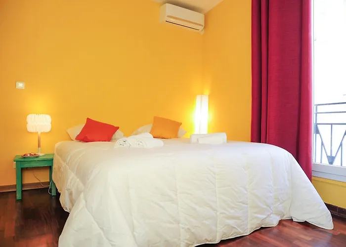 St Genevieve Five Stars House شقة