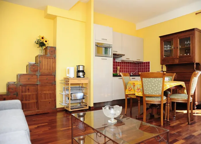 St Genevieve Five Stars House * نيس