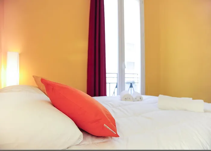 St Genevieve Five Stars House نيس